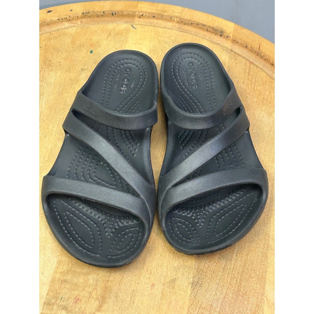 Crocs Sandals Women 5 Black Swiftwater Strappy Slide Water Friendly Slip On